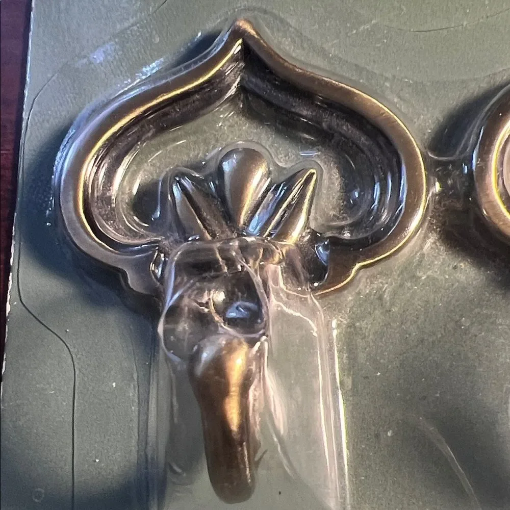 Antique Bronze Lotus Hooks